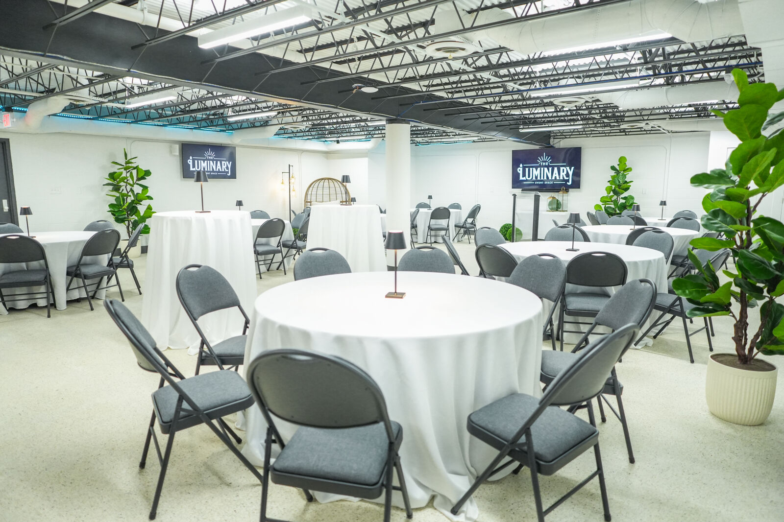 Venue details and decor